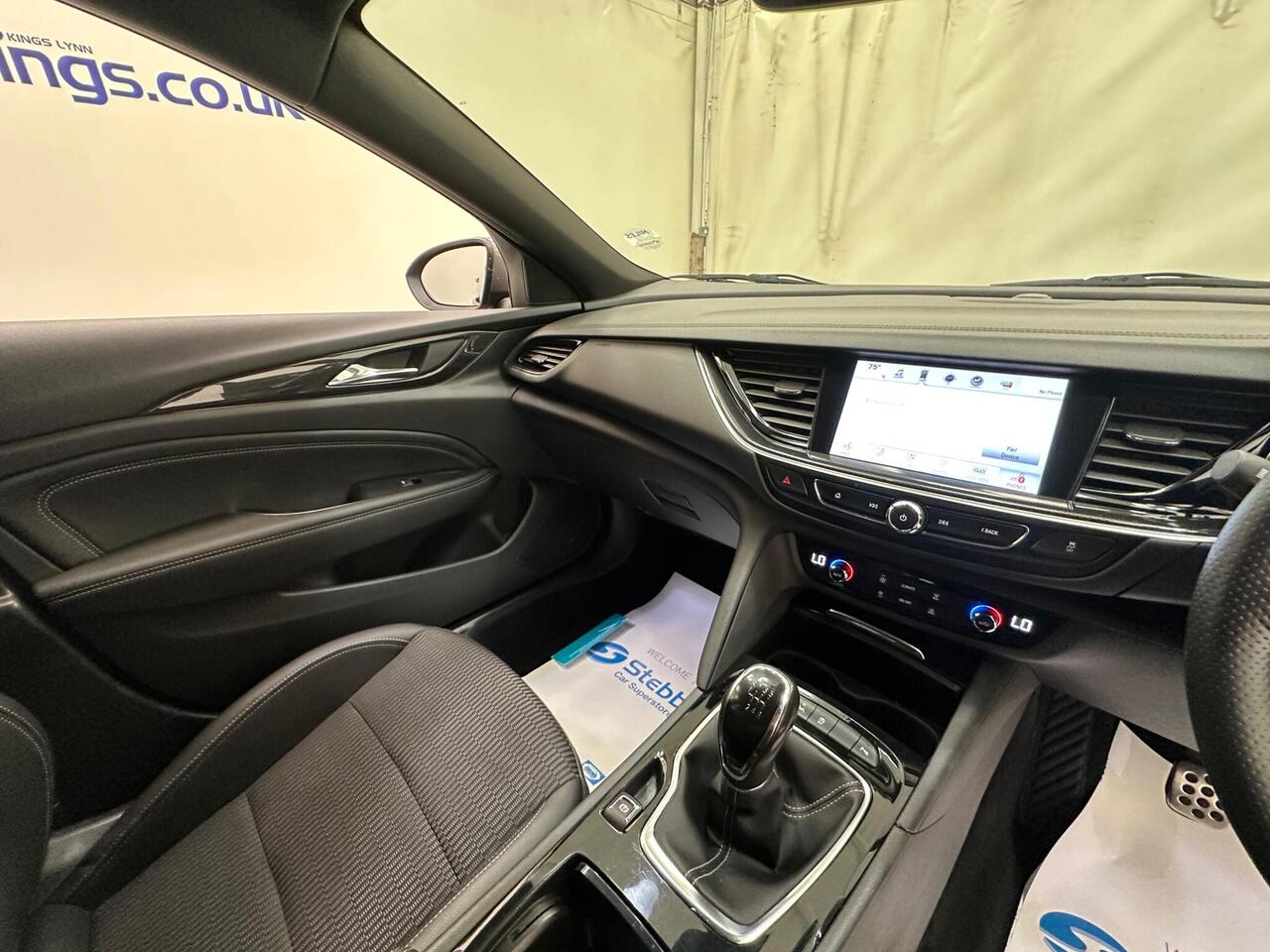 Vauxhall Insignia BG18OSM