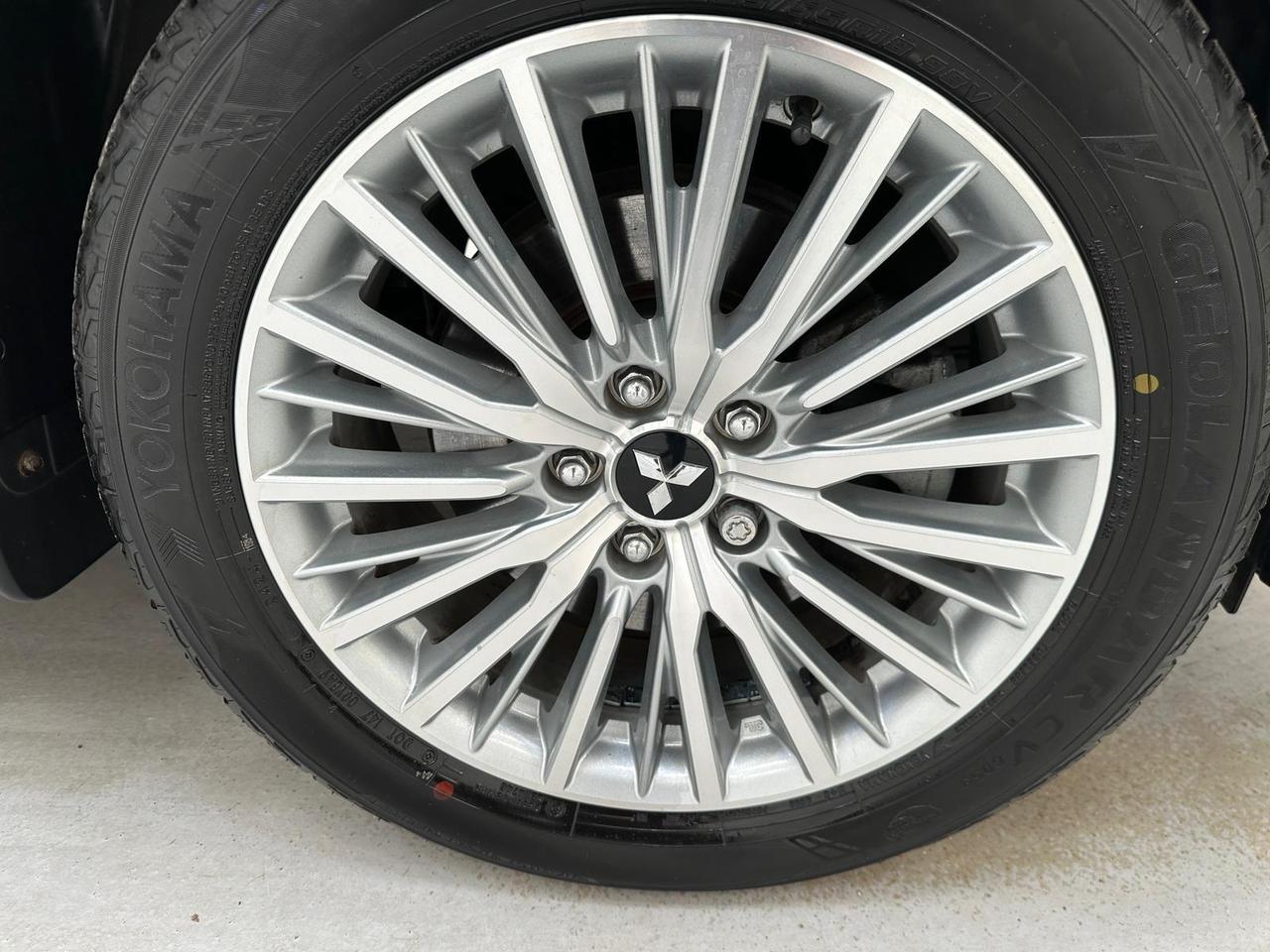 Mitsubishi Outlander FT19XHB