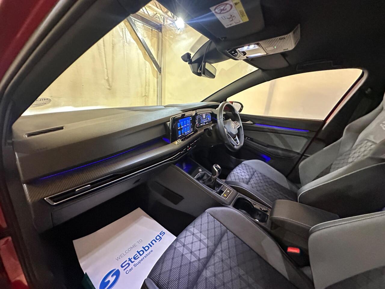 Volkswagen Golf AO22OUP