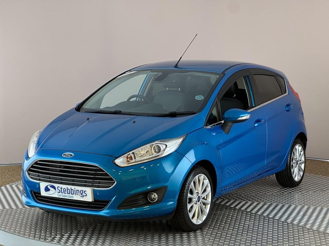 Ford Fiesta WV16OGW