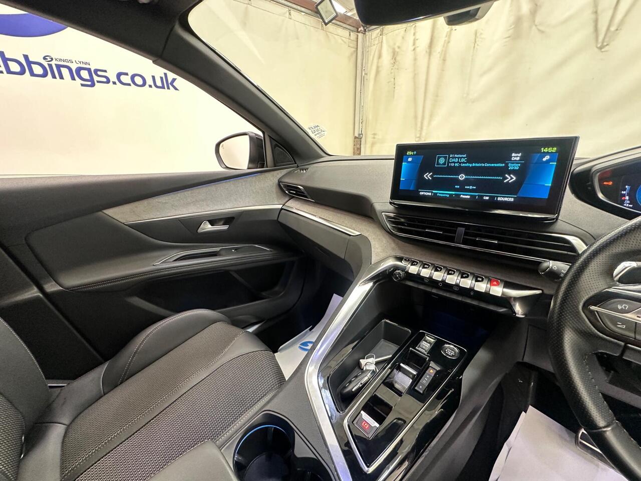 Peugeot 3008 EJ23WWR