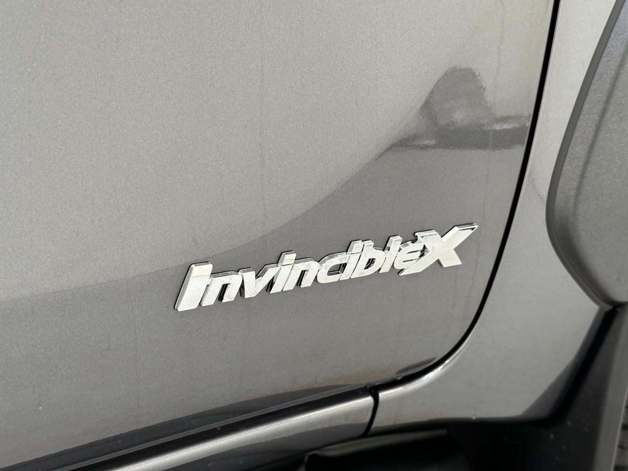 Toyota Hilux H111LUX