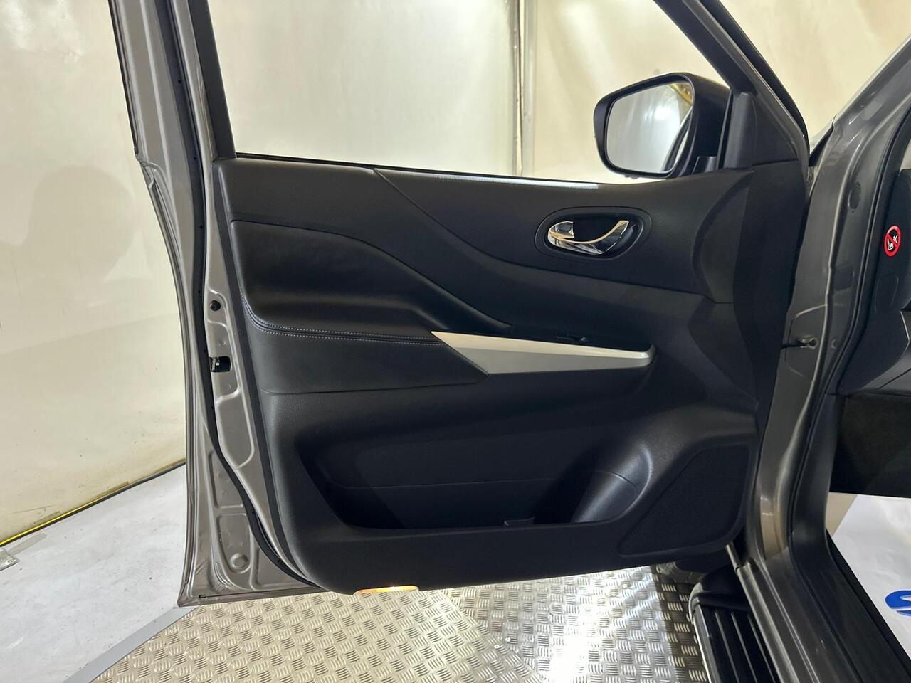 Nissan Navara AR21KFN