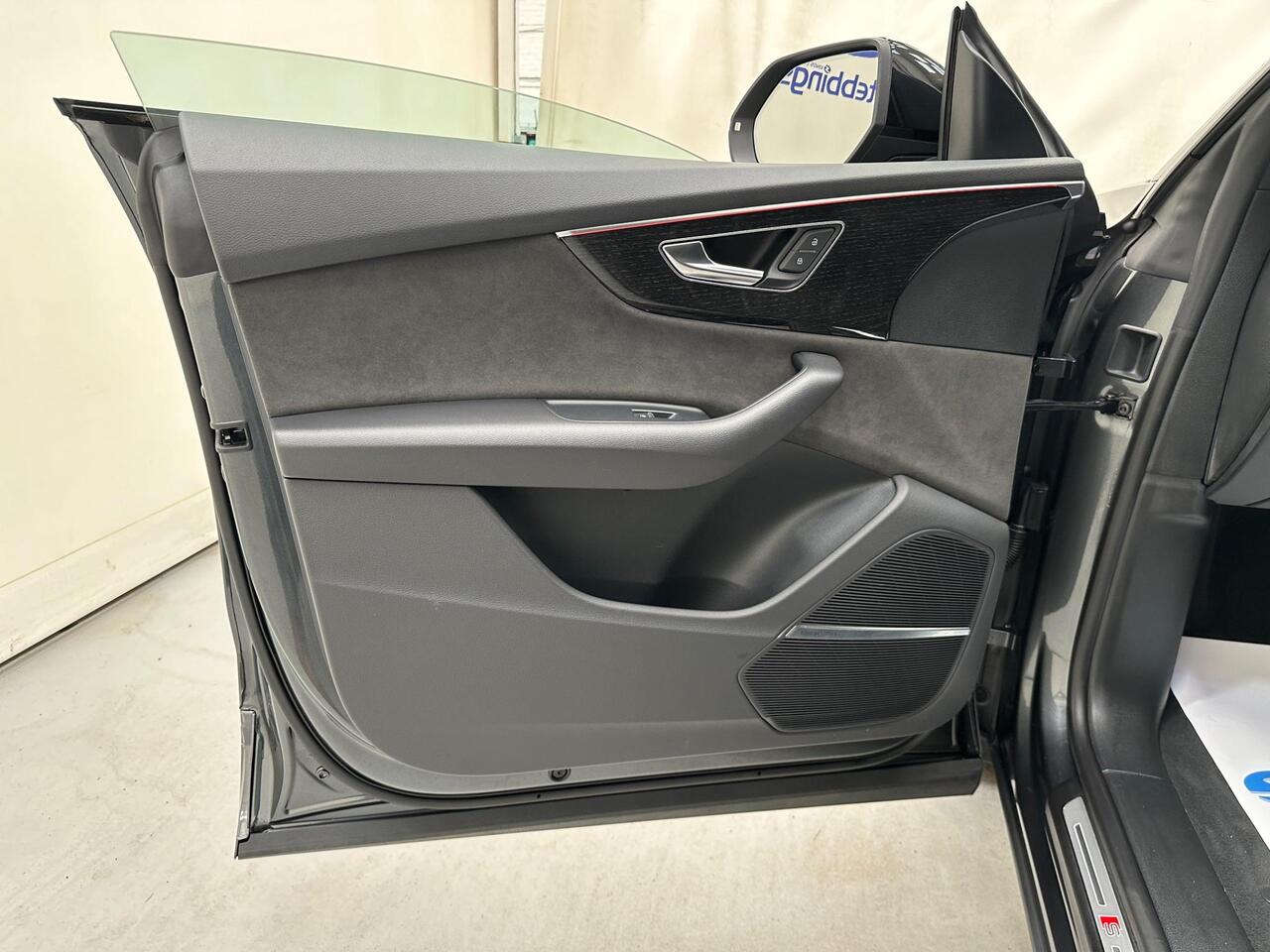 Audi Q8 DE71EBA