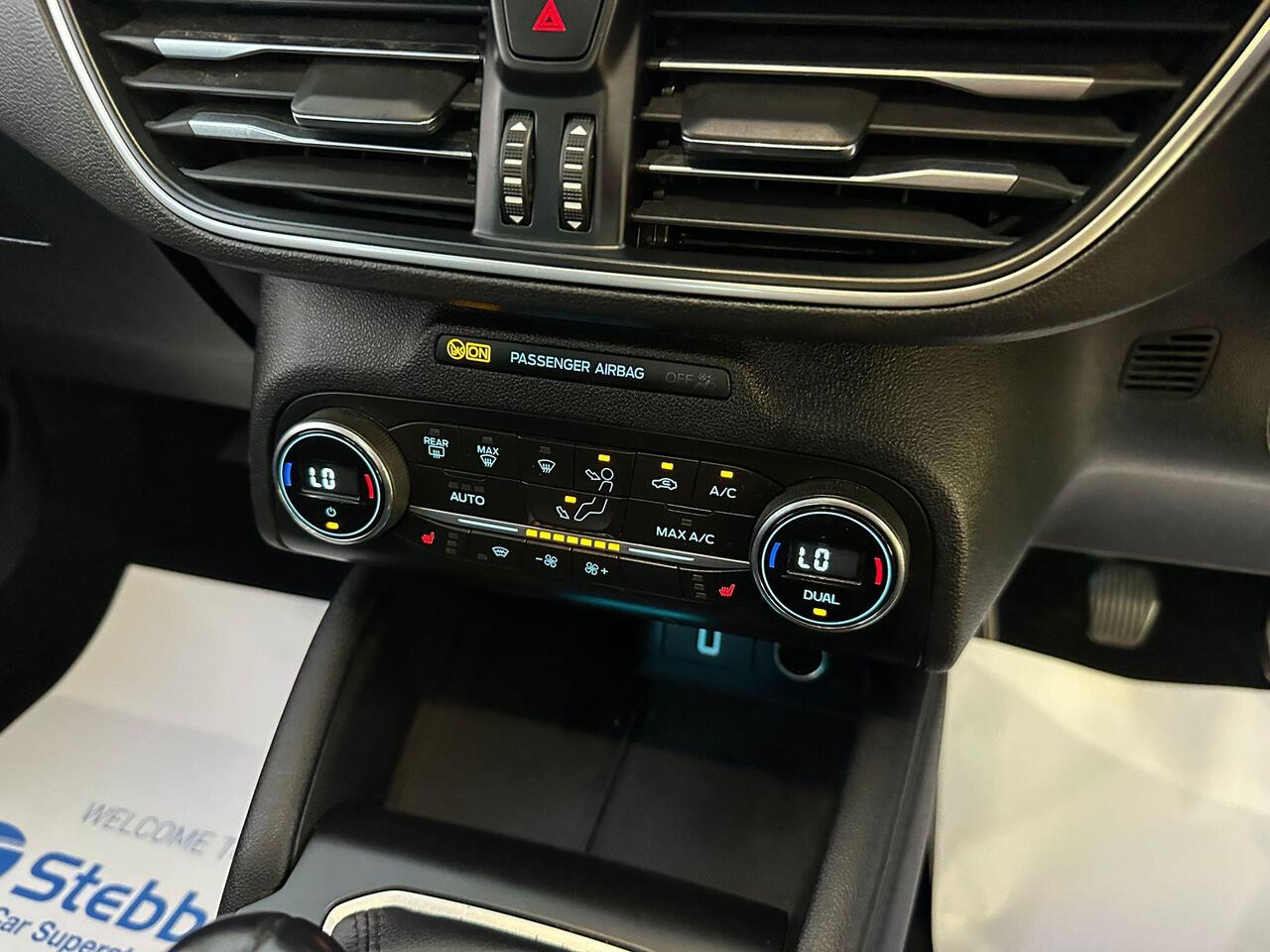 Ford Focus AO69TXA
