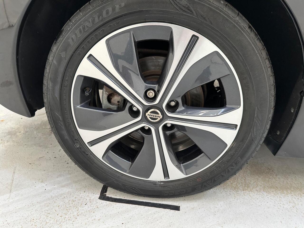 Nissan Leaf LT19GYF