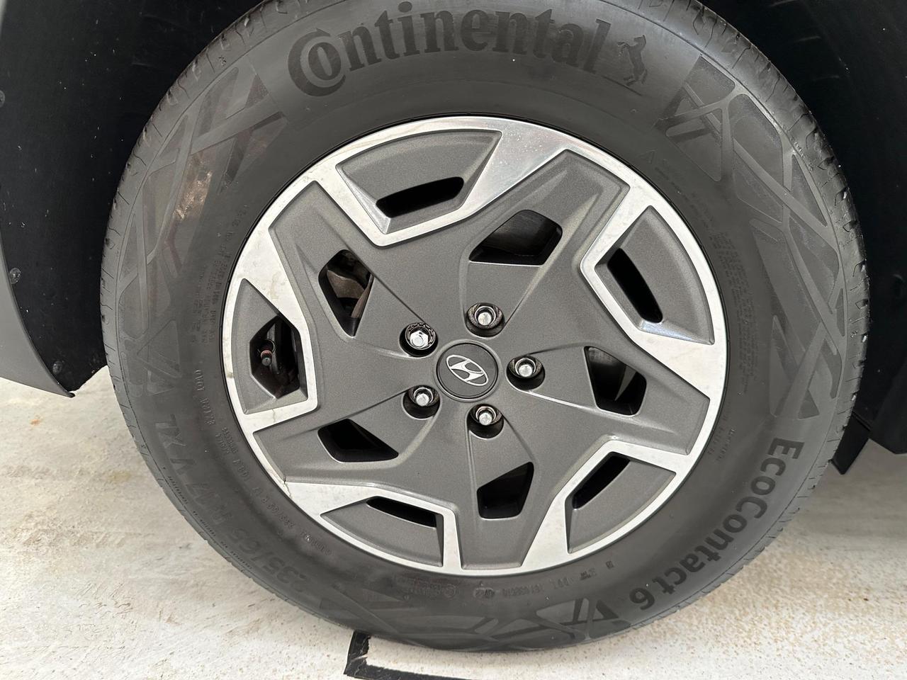 Hyundai Santa Fe DY72YEC