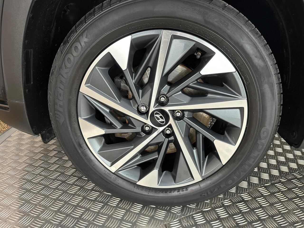 Hyundai TUCSON DU71XLC