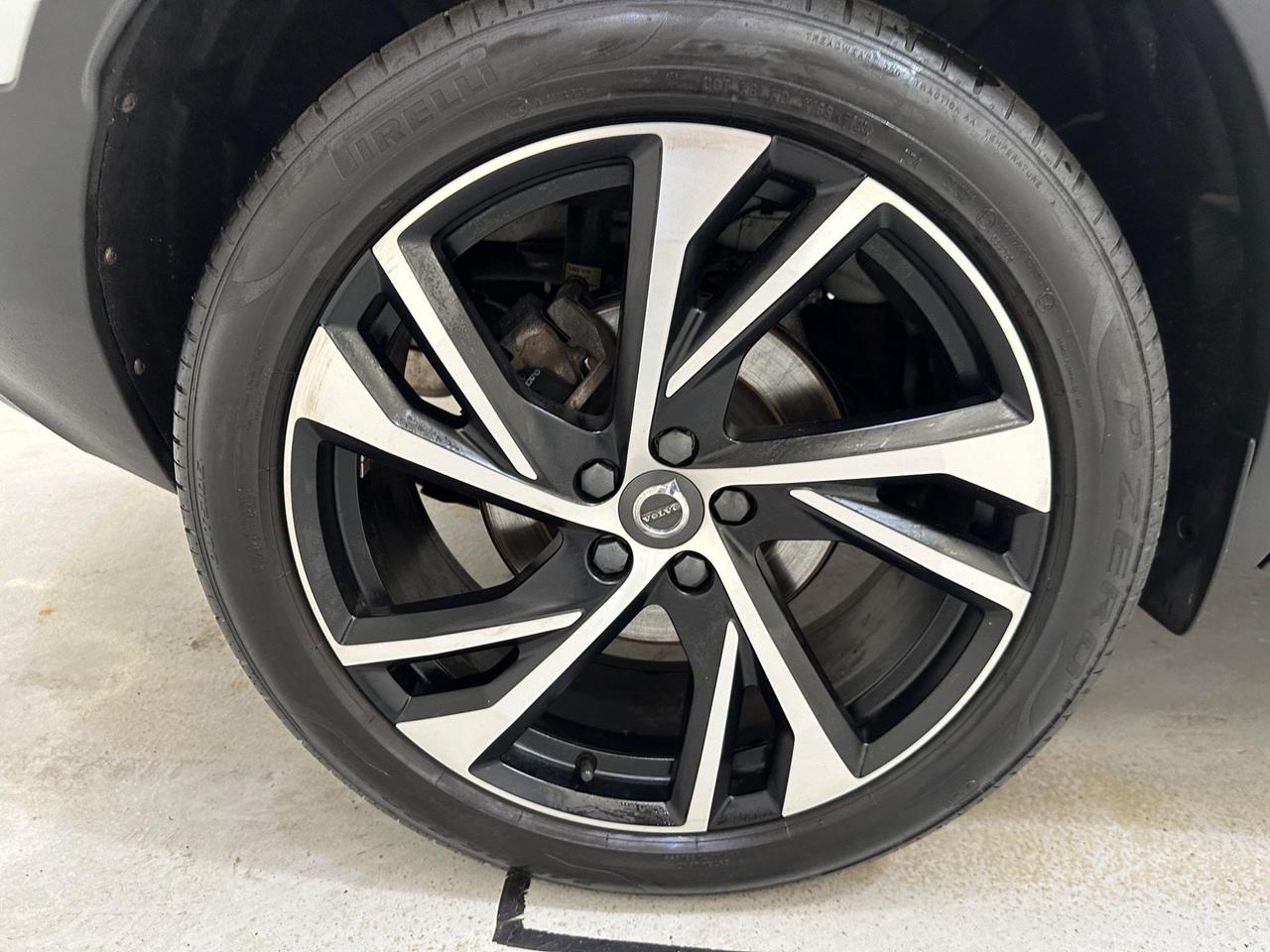 Volvo XC40 DP70HZH