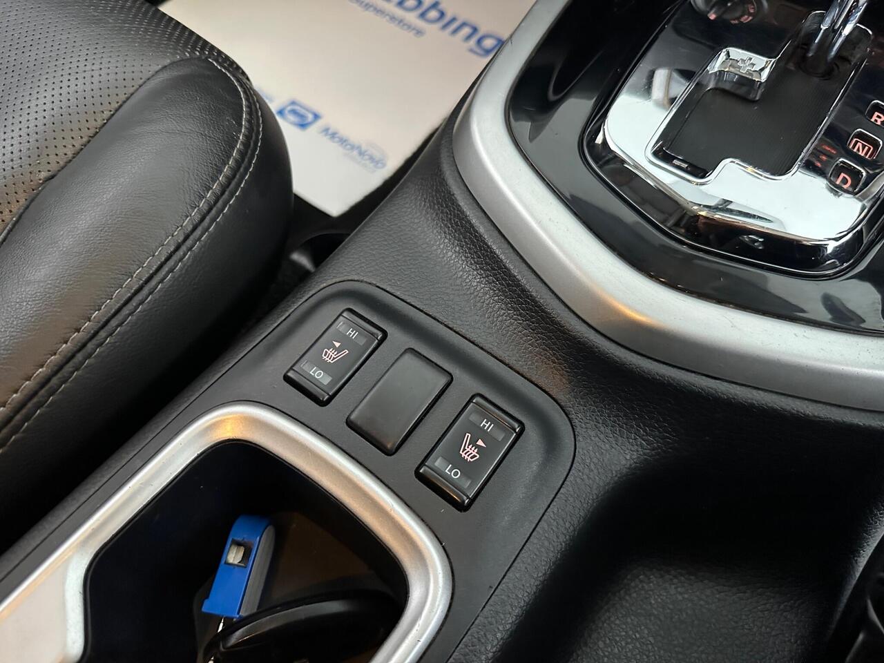 Nissan Navara EY21RLU