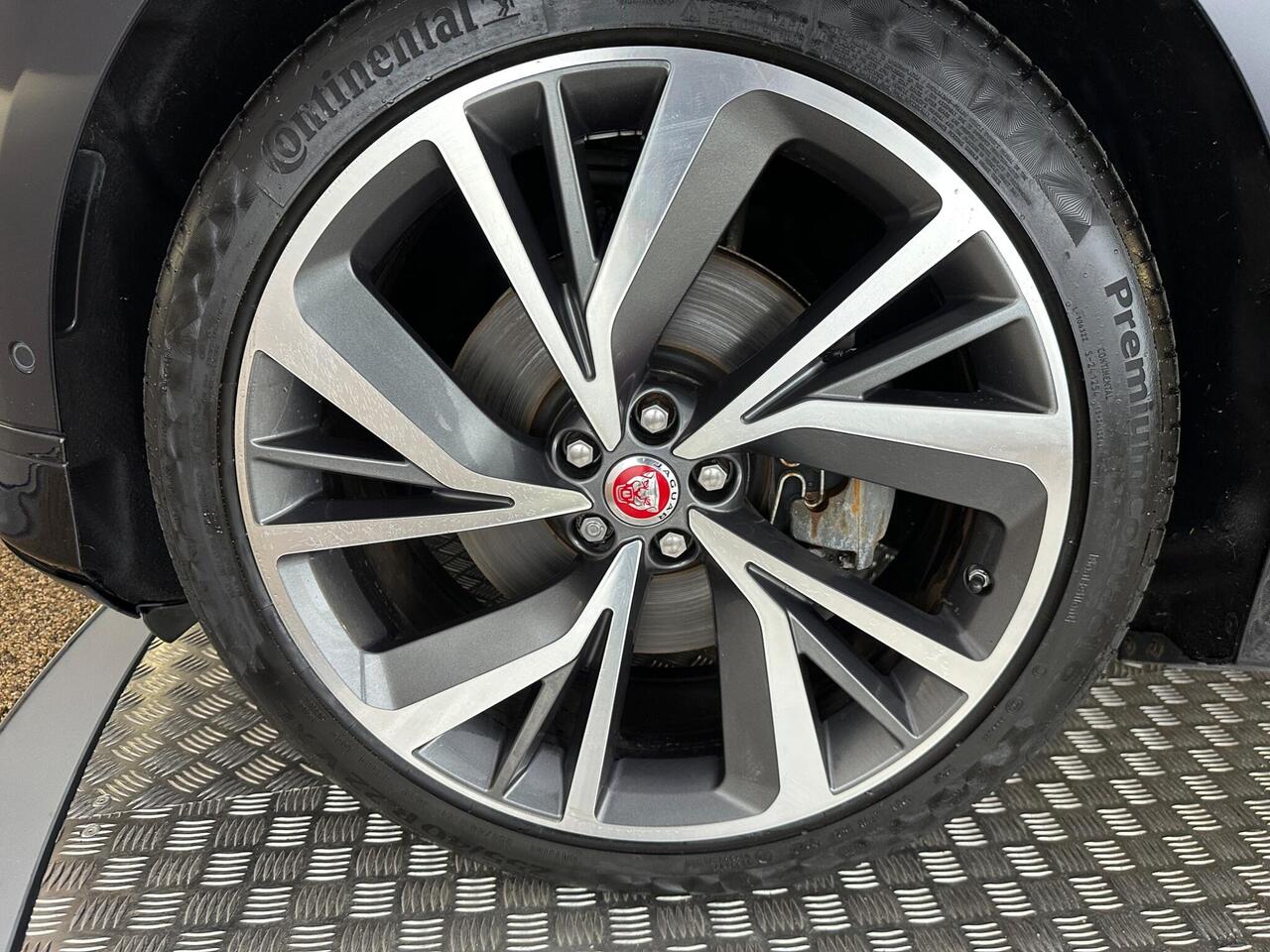 Jaguar I-PACE KF69JZL