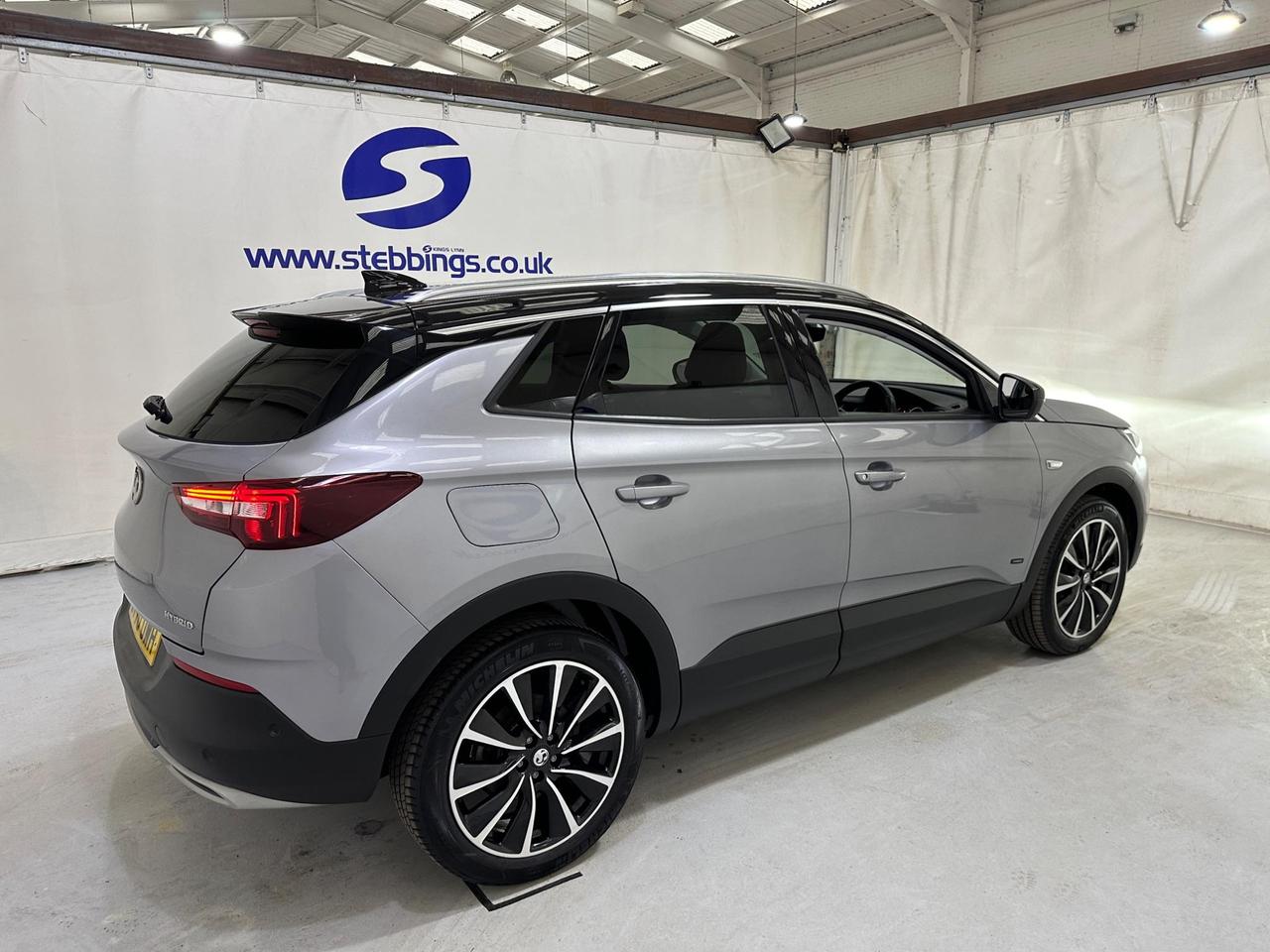 Vauxhall Grandland X DV70OWH