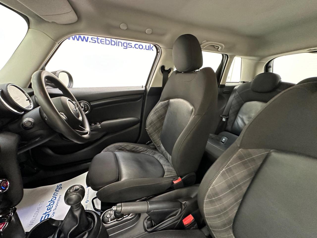 MINI Hatch ND68SXJ