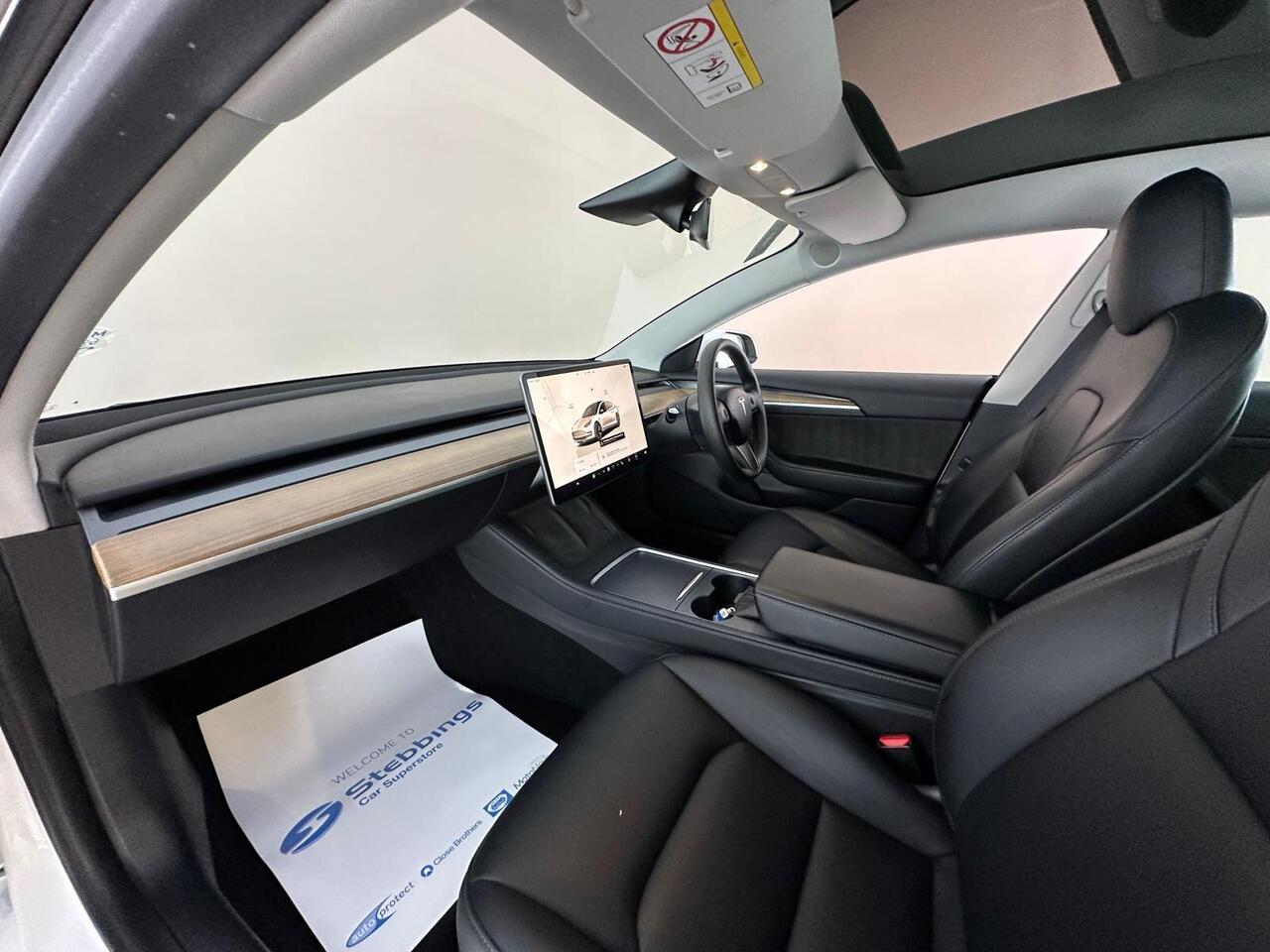 Tesla Model 3 AF72VRX