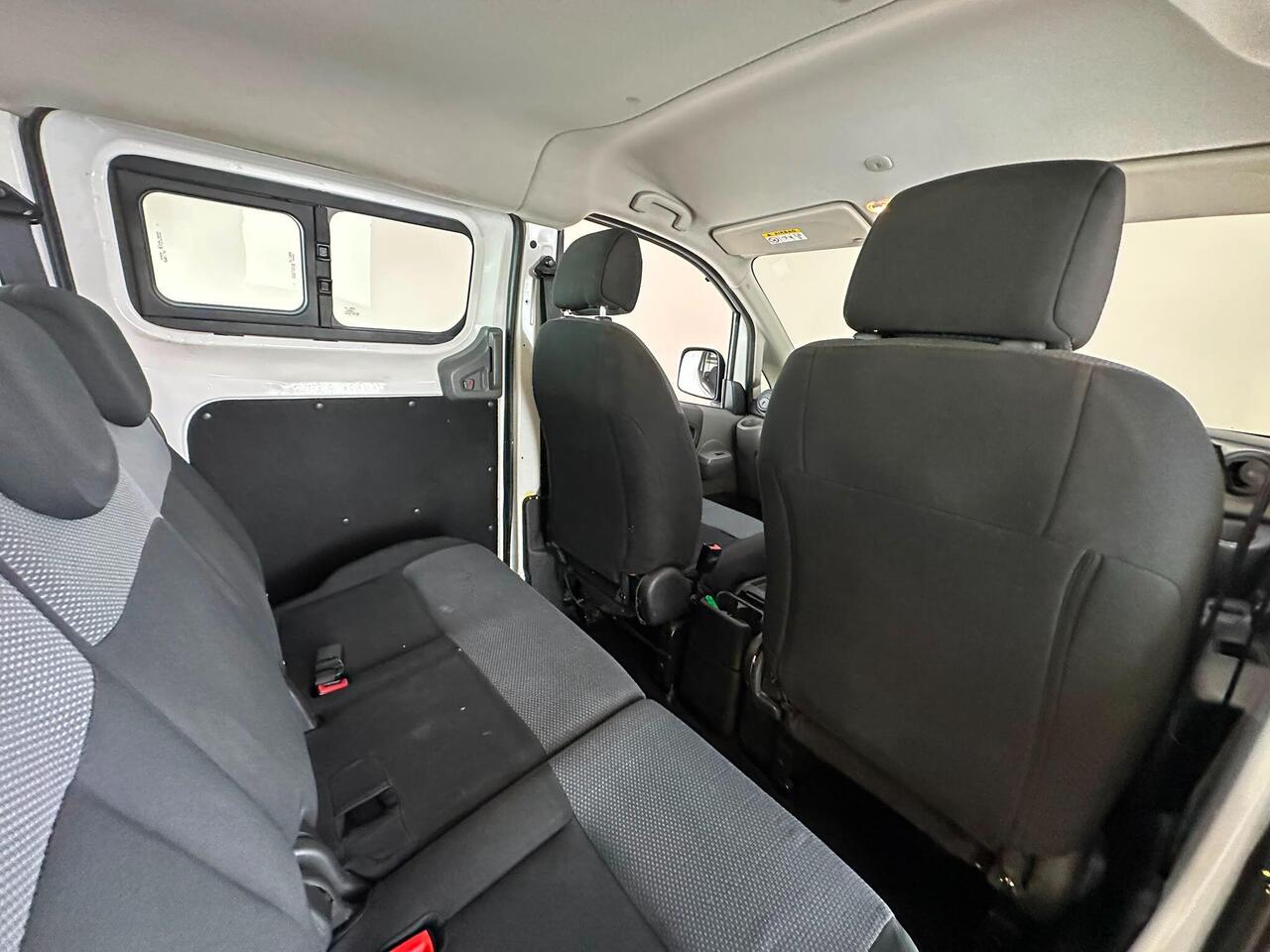 Nissan e-NV200 DL69EAY