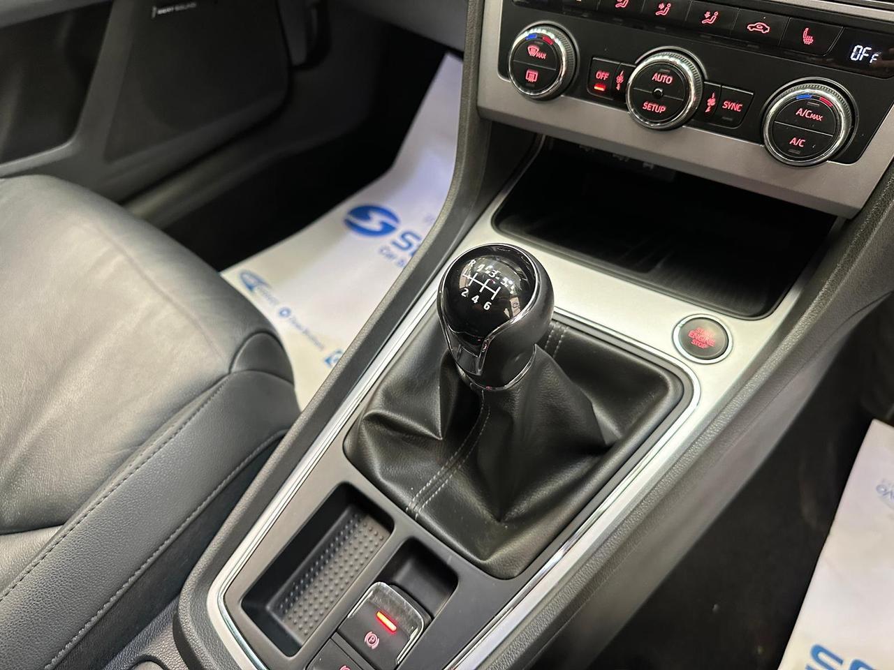 SEAT Leon YL17UVC
