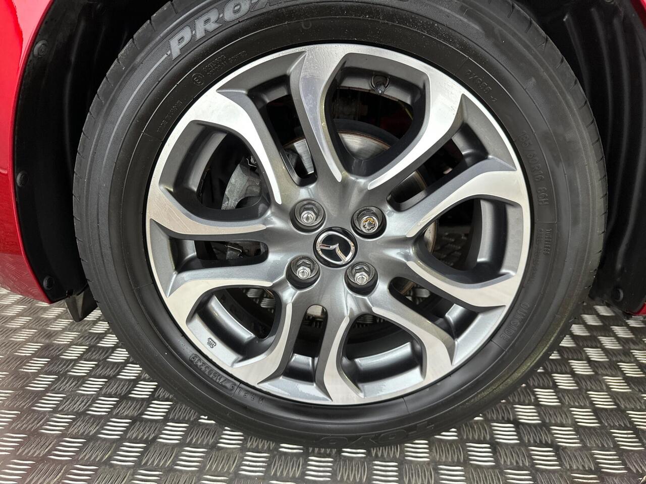 Mazda Mazda2 YN69MYD