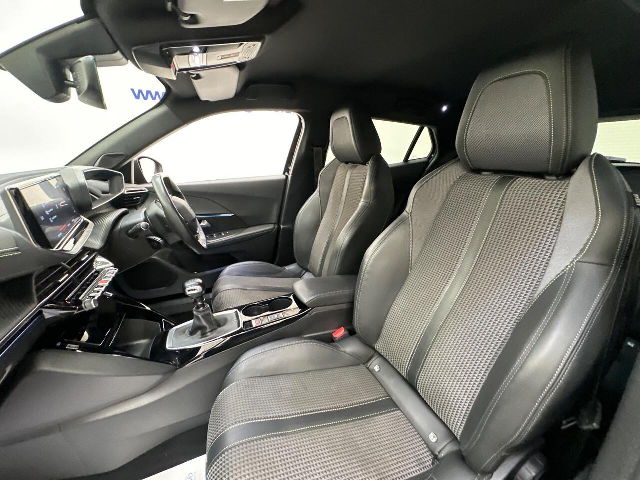 Peugeot 2008 LT22VPJ