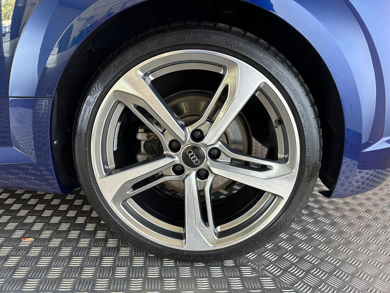 Audi TT SR15EYT