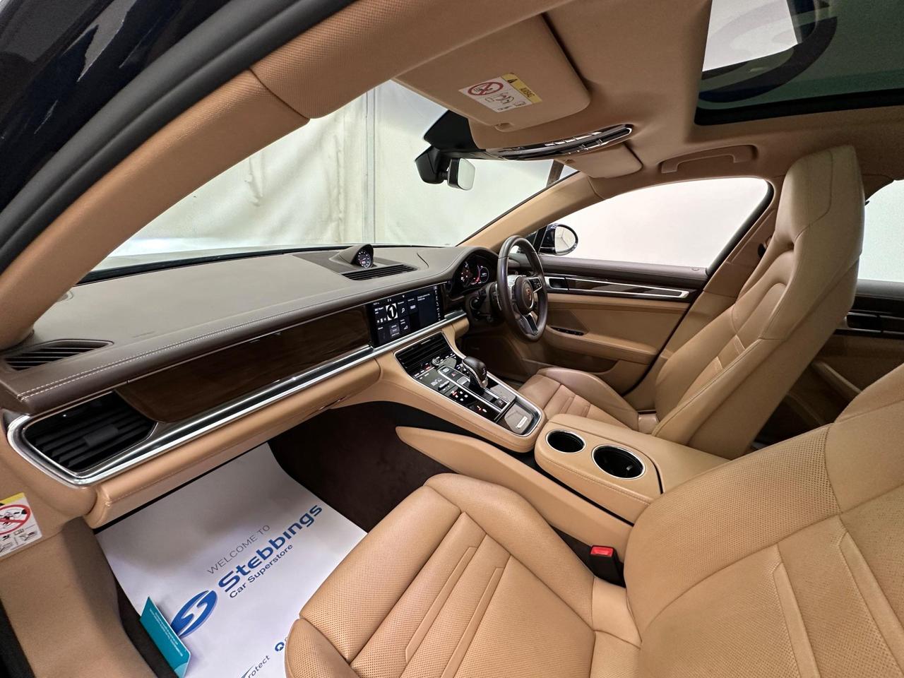 Porsche Panamera LA17VFV