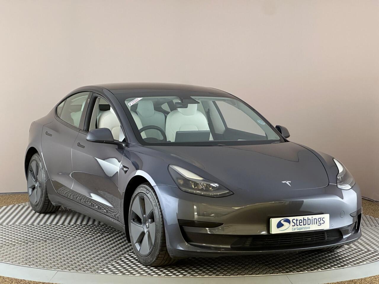 Tesla Model 3 LD21CYA