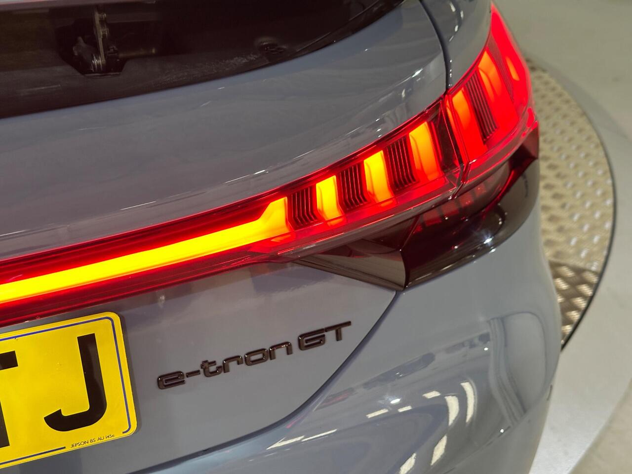 Audi RS e-tron GT KP74MTJ