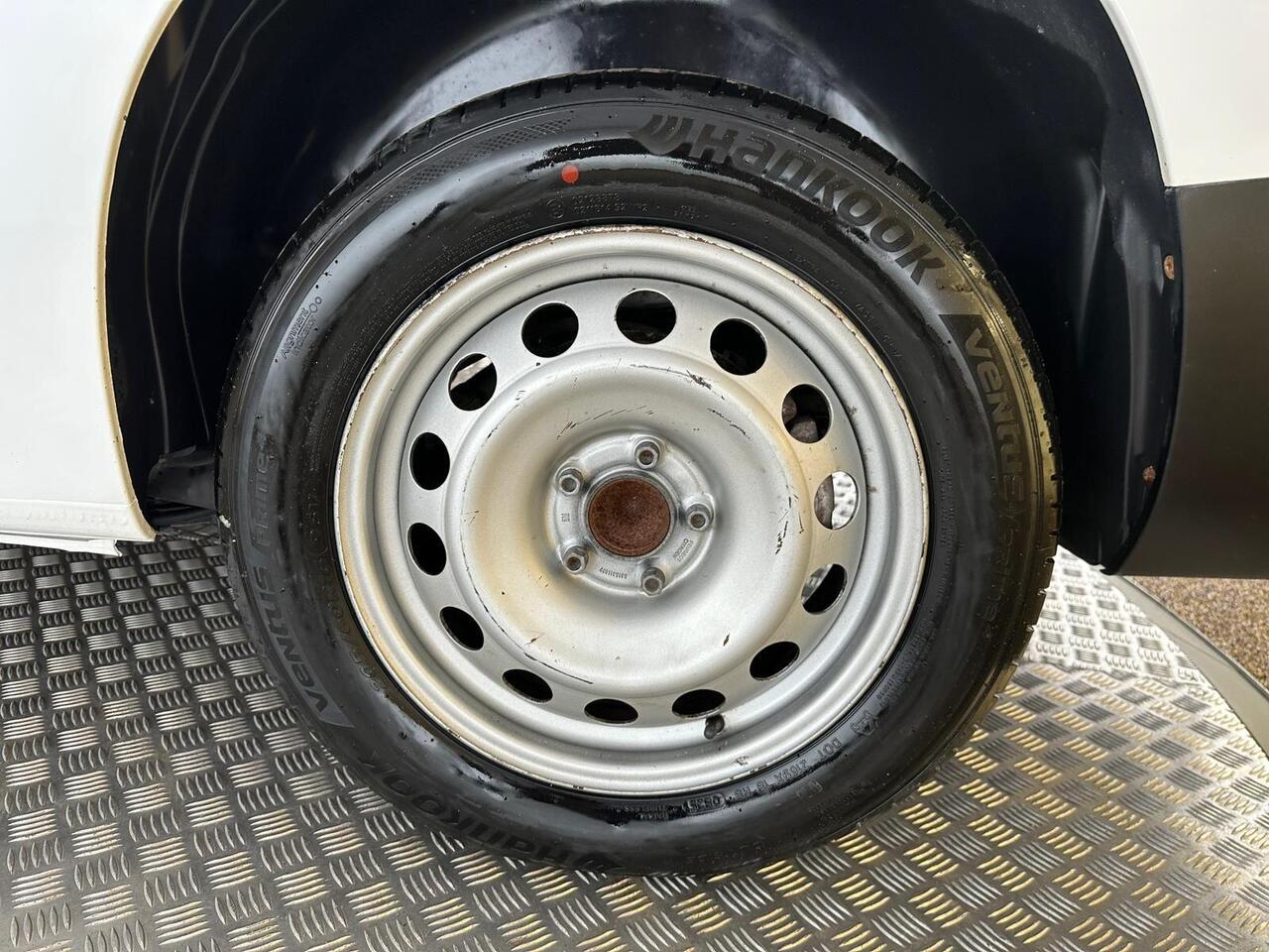 Vauxhall Combo FE70OOB