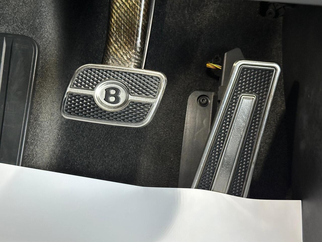 Bentley Flying Spur SN71VZD