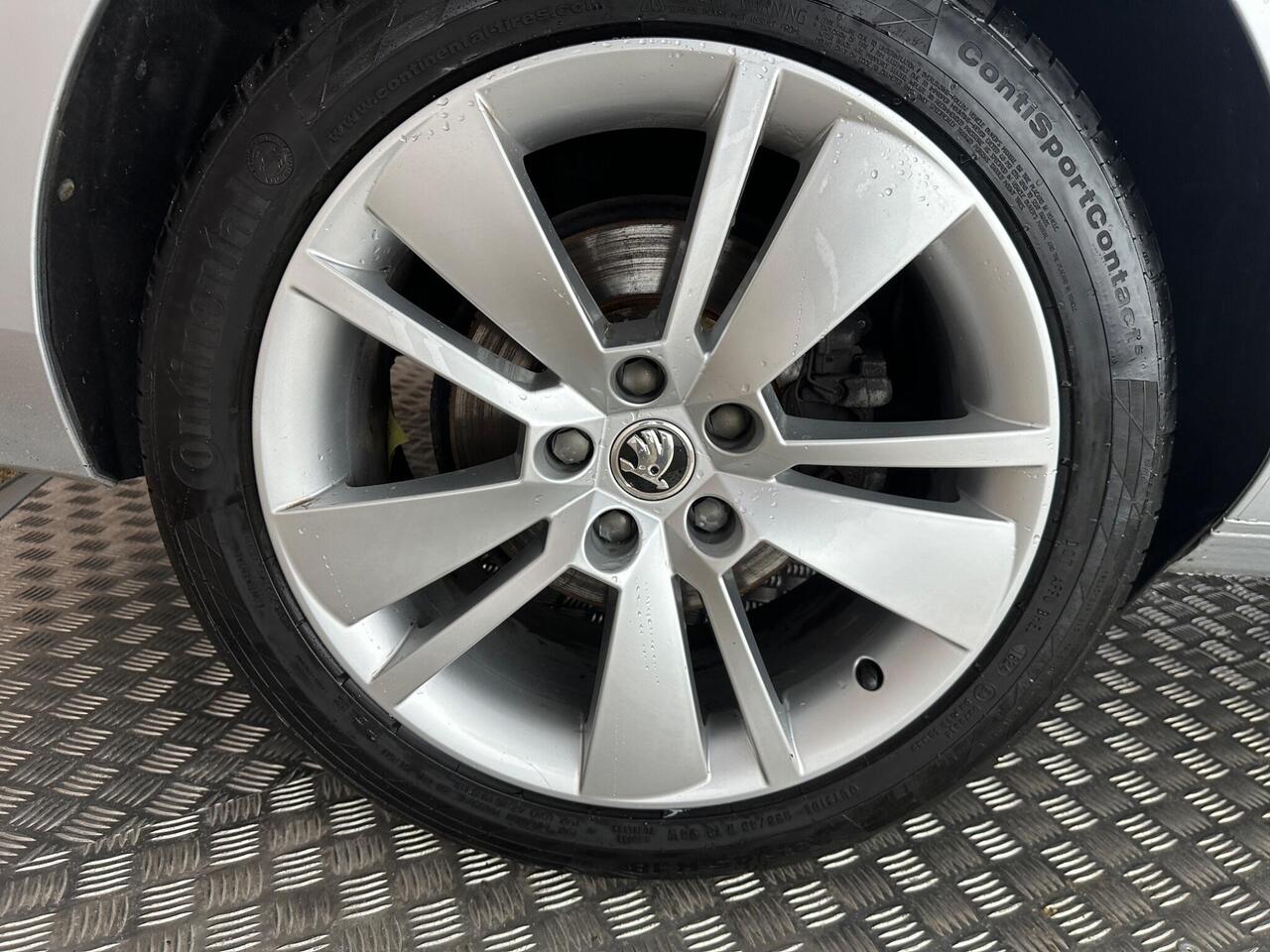 Skoda Superb BF72DFD