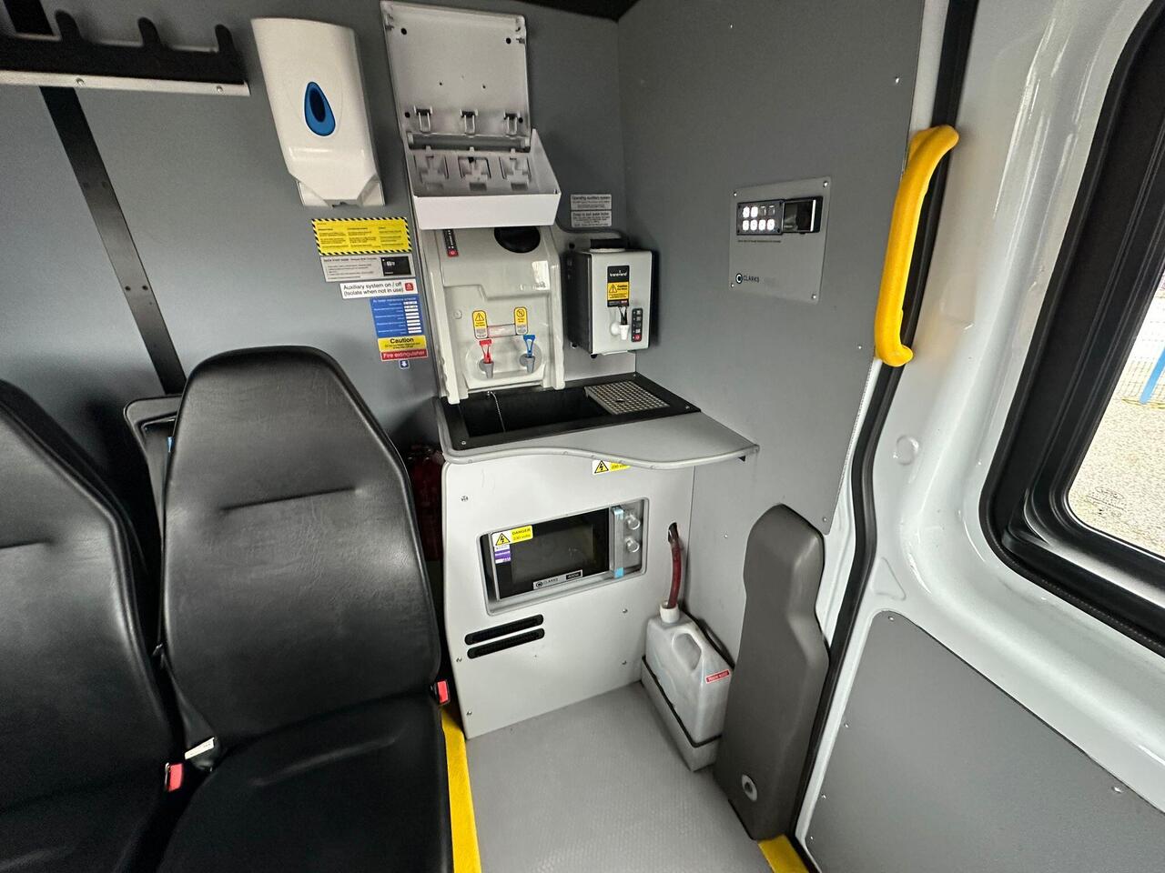 Ford Transit WP72GWJ