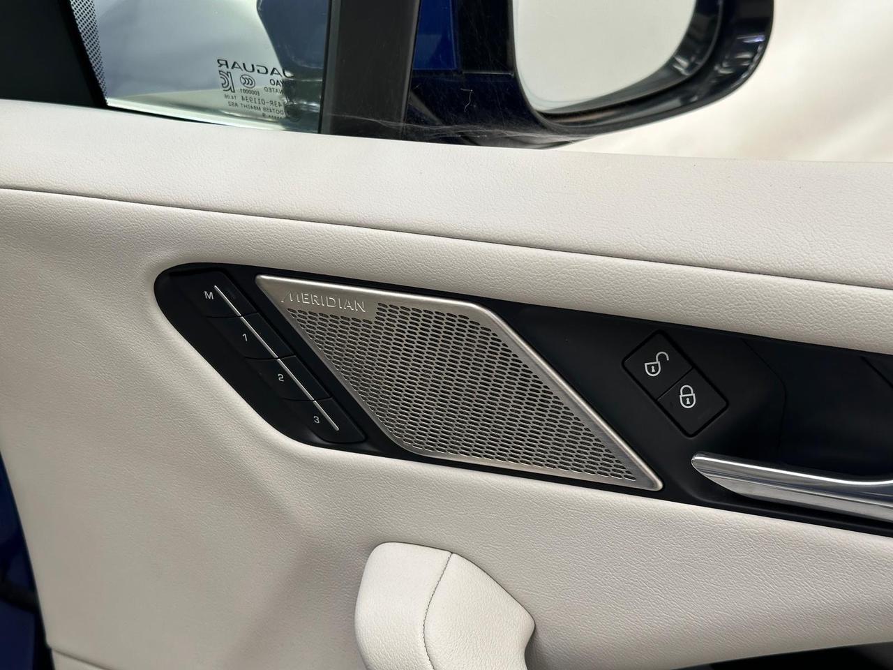 Jaguar I-PACE OE69KTP