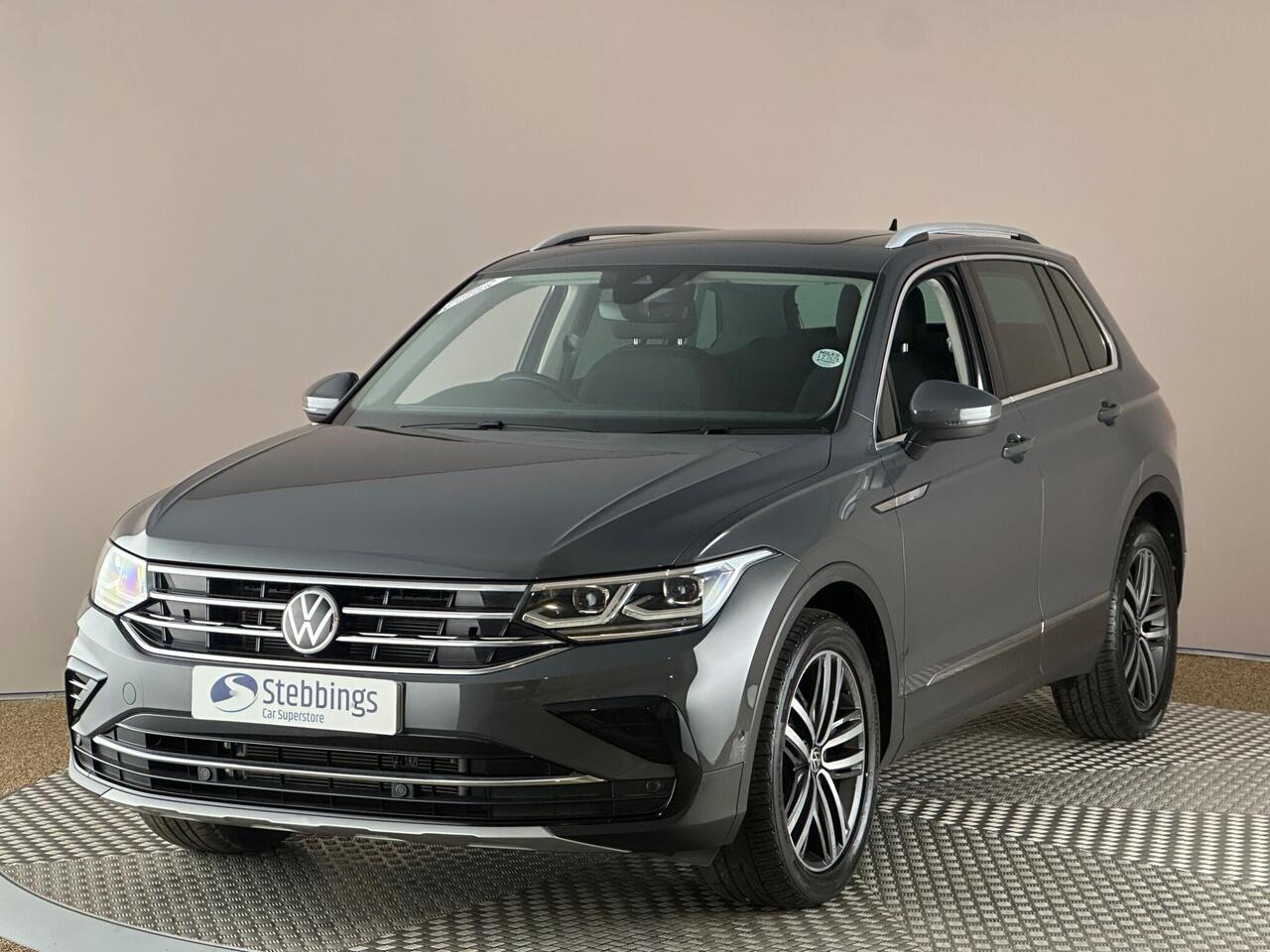 Volkswagen Tiguan CA21HYZ