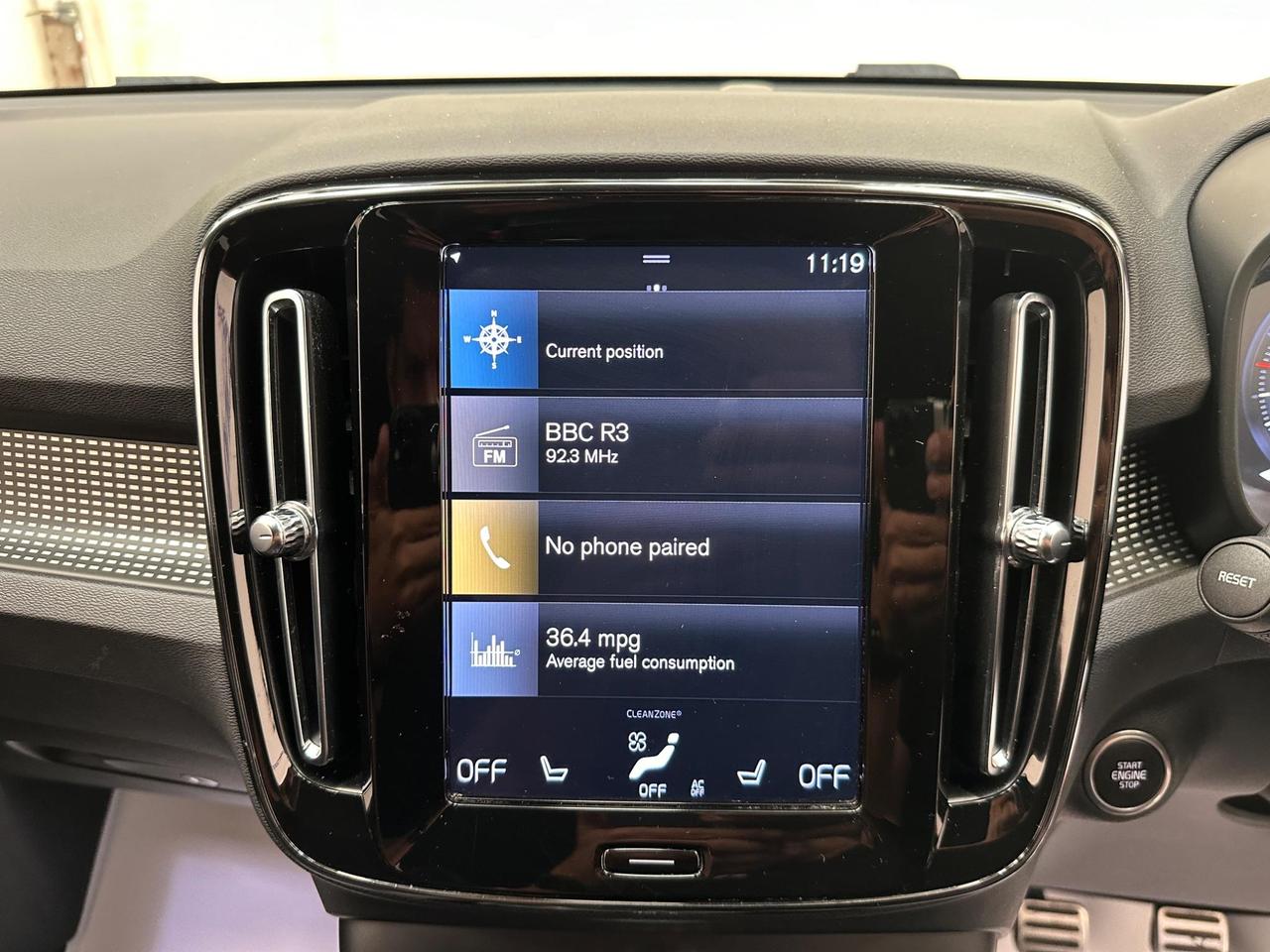 Volvo XC40 YM70MTZ
