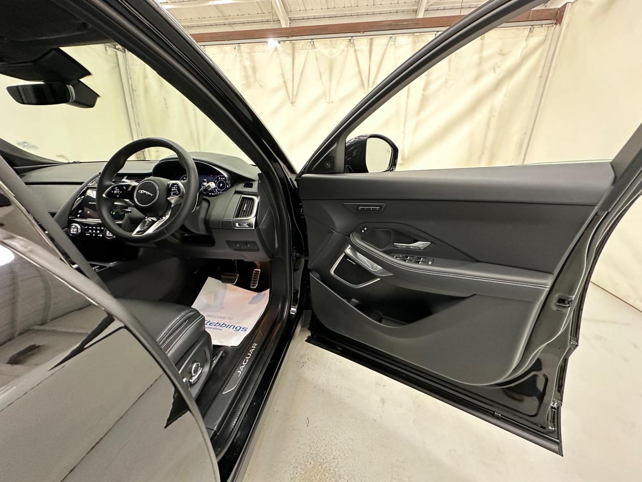 Jaguar E-PACE AP71UGT