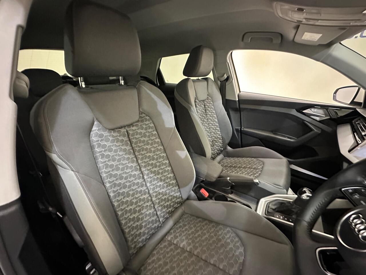 Audi A1 AV20KDX