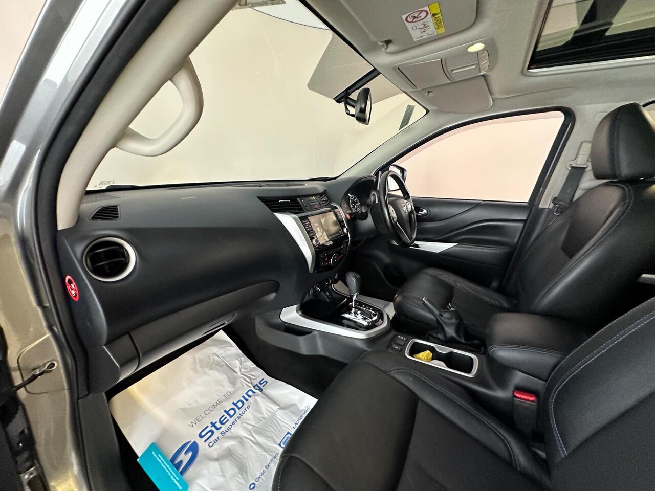 Nissan Navara SH21EBU