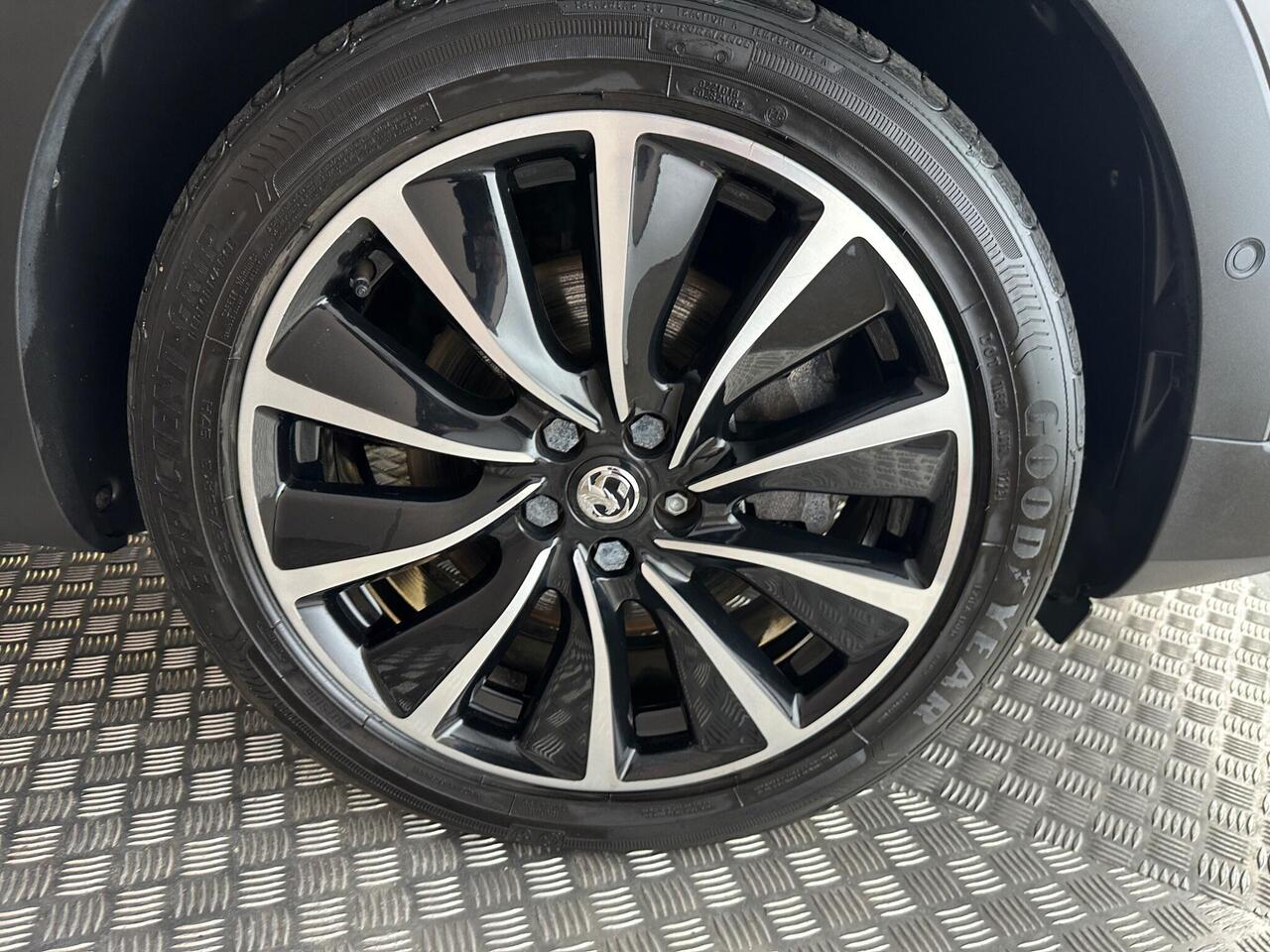 Vauxhall Grandland X DN70HKY