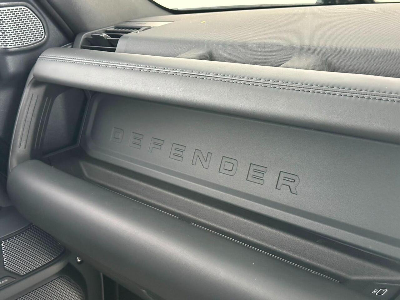 Land Rover Defender 110 VK24XER