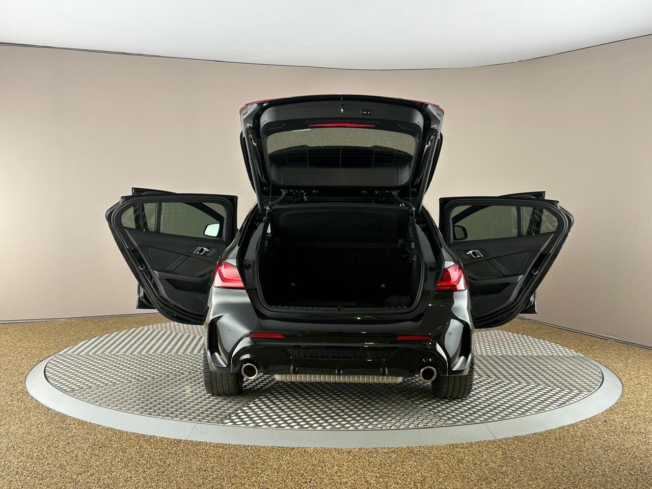 BMW 1 Series HT72LKK