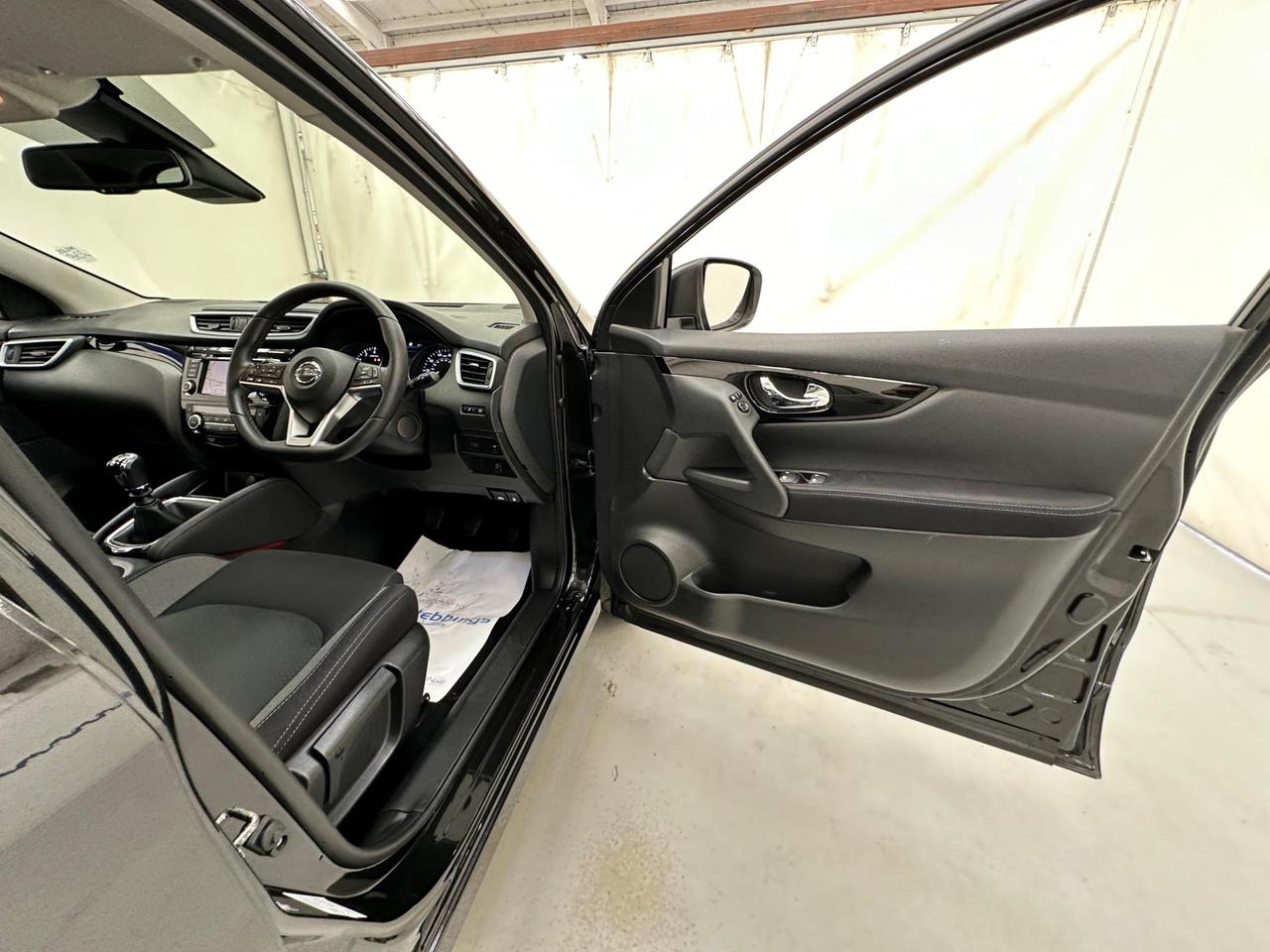 Nissan Qashqai YB21ZHJ
