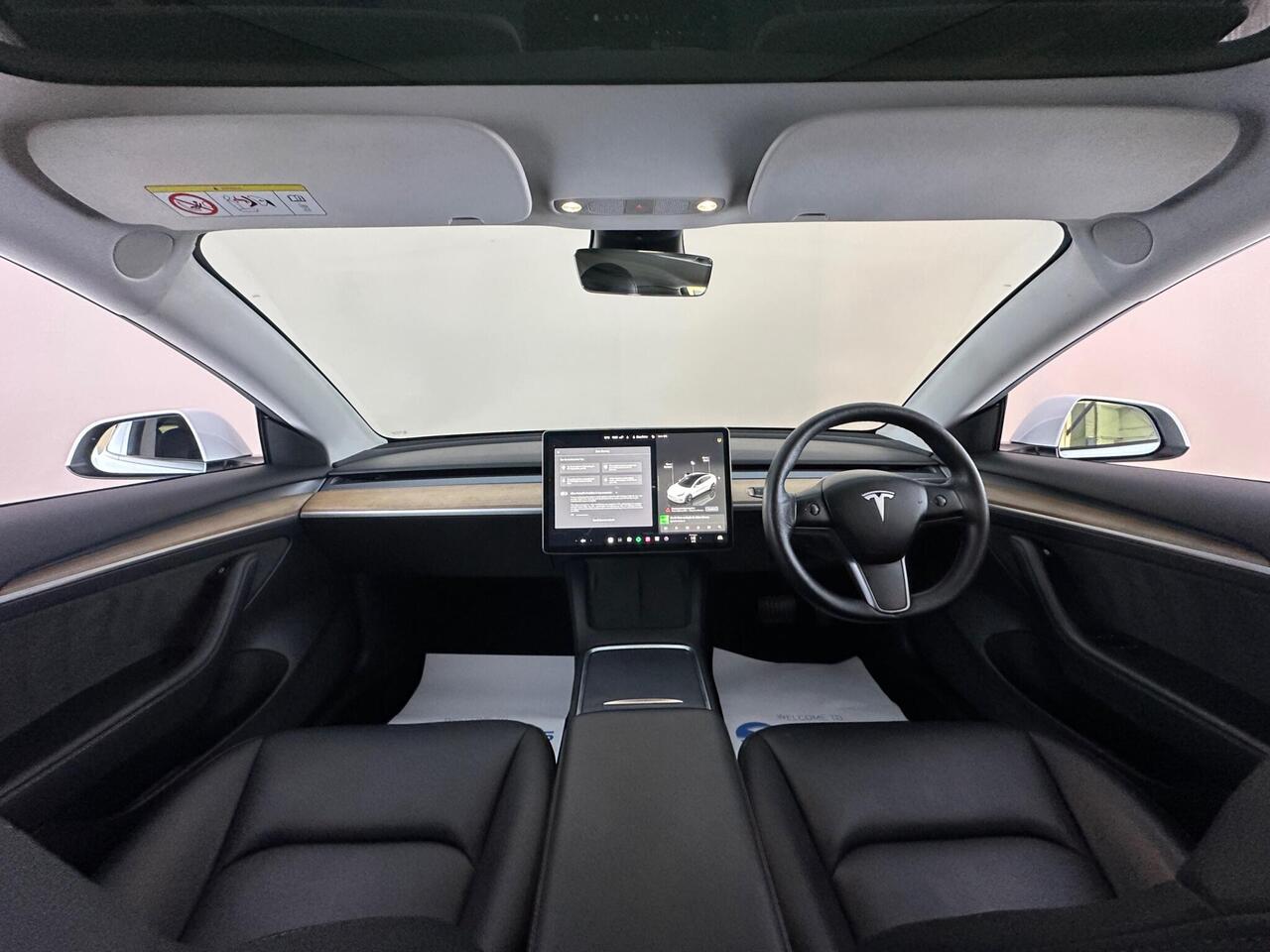 Tesla Model 3 AF72VRV