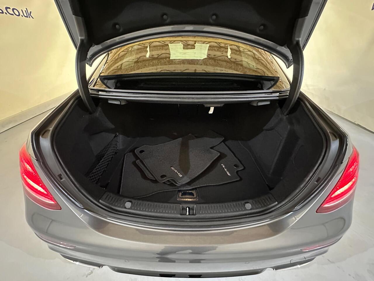 Mercedes-Benz E Class WF20UFG