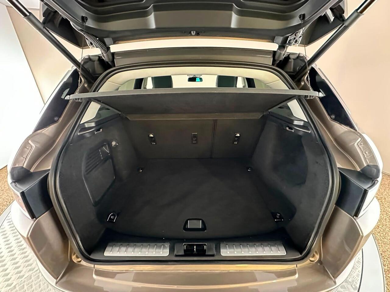 Land Rover Range Rover Evoque YR67LLG