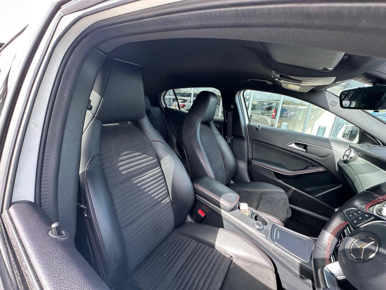 Mercedes-Benz GLA OY68LWD