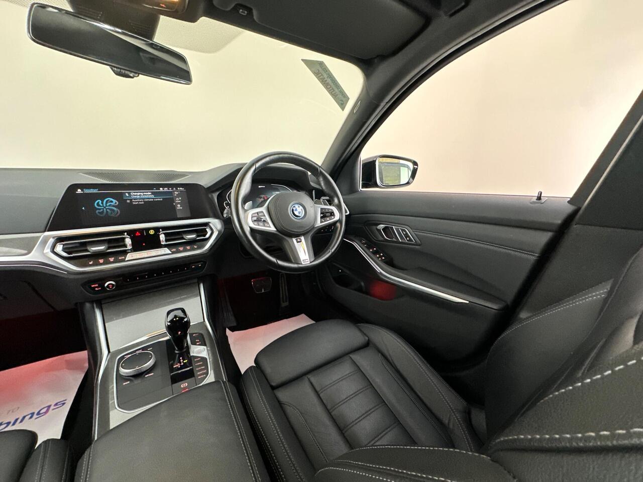 BMW 3 Series BK22GHD