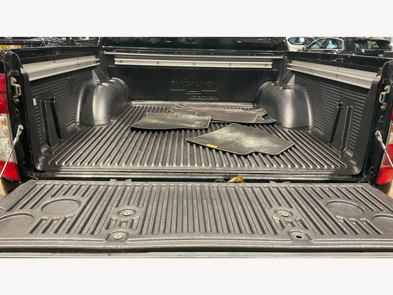 Nissan Navara BP69EYU