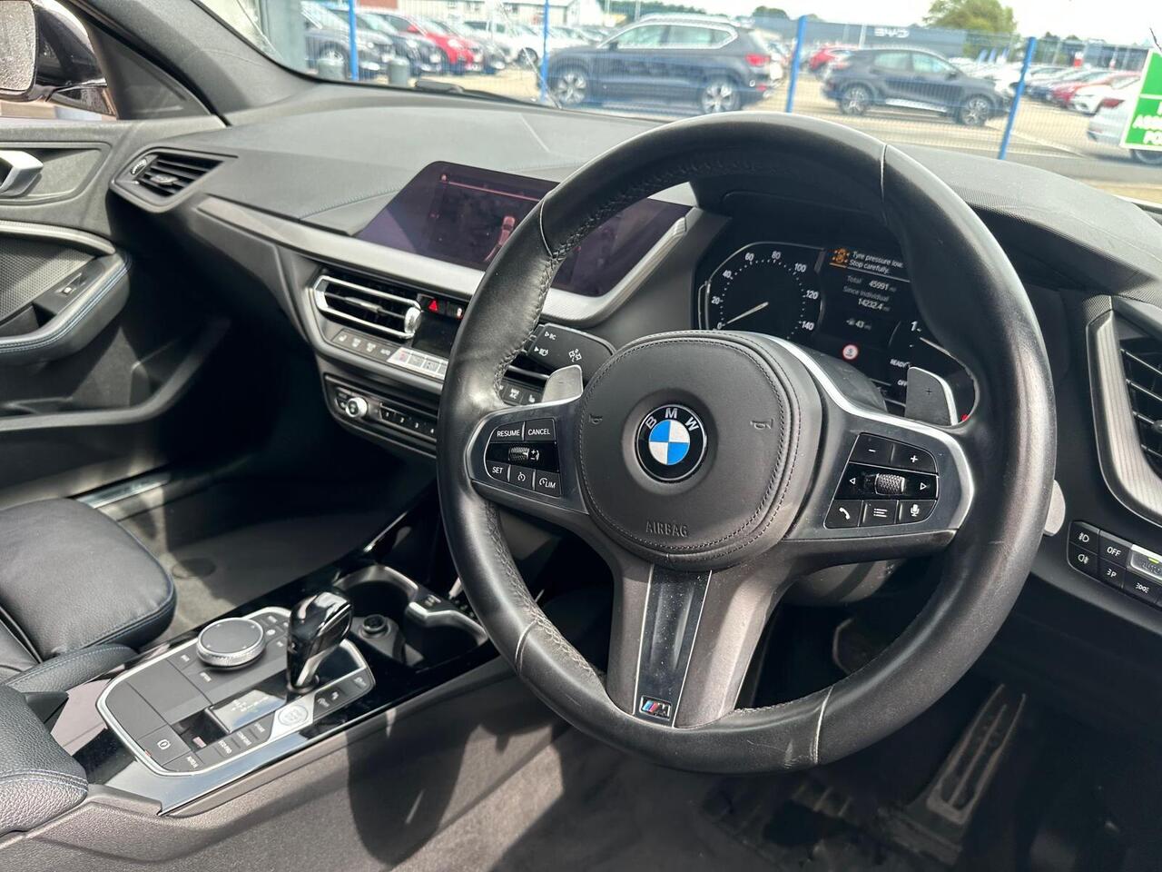 BMW 1 Series NL70HFM