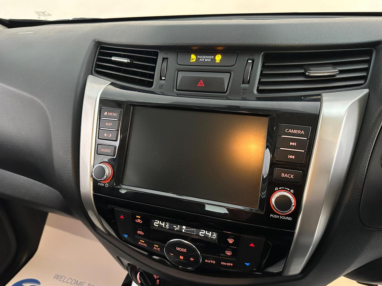 Nissan Navara YH21DDW
