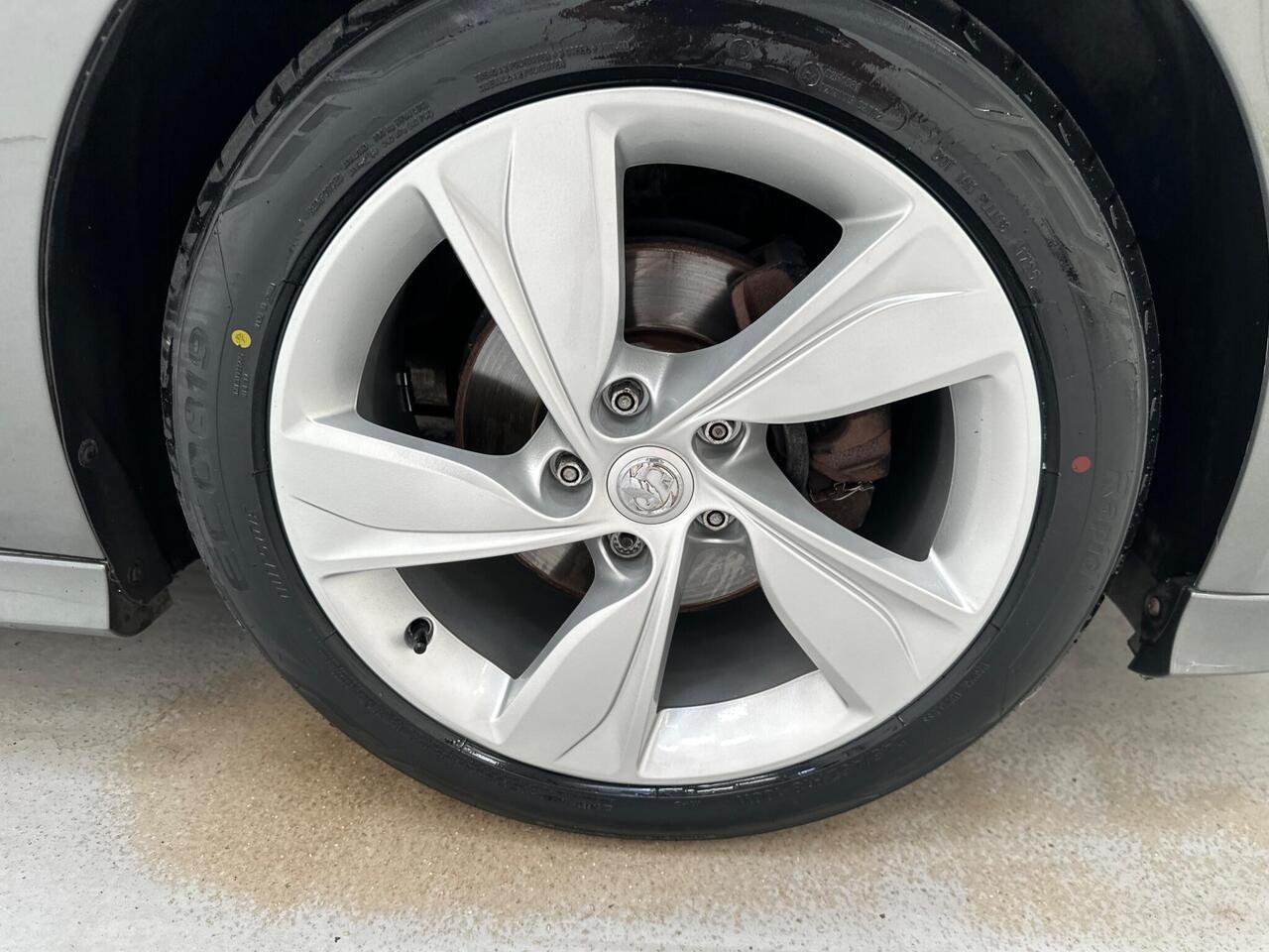 Vauxhall Insignia BG18OSM