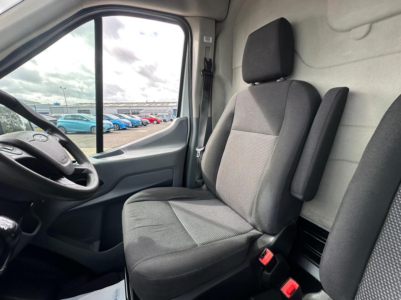 Ford Transit BG14TXN